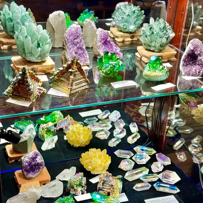 Crystal Shop in Savannah, Ga